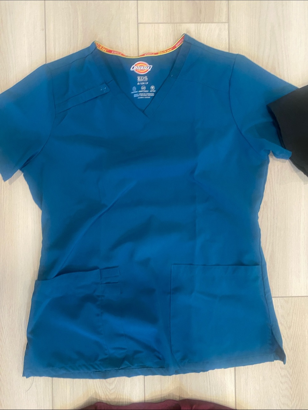 Women's Purple V-Neck Scrub Top - Comfortable Work Tee - Picture 6 of 8